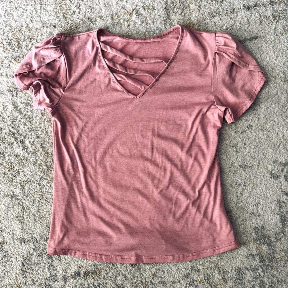 Cute top with cross pattern on front